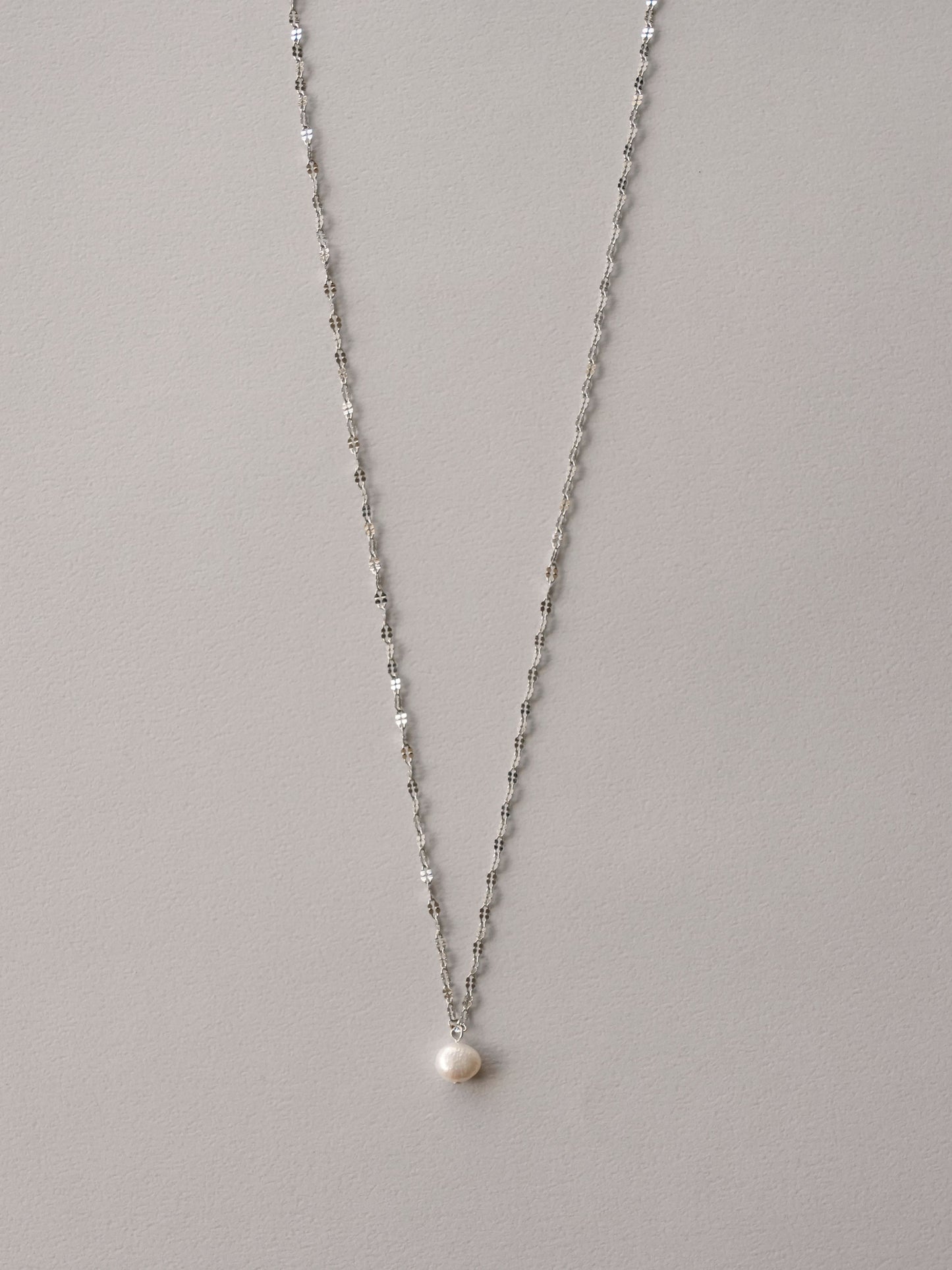 pearl mye necklace　