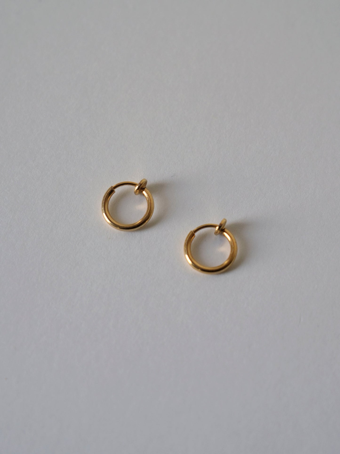 mini hoop earring