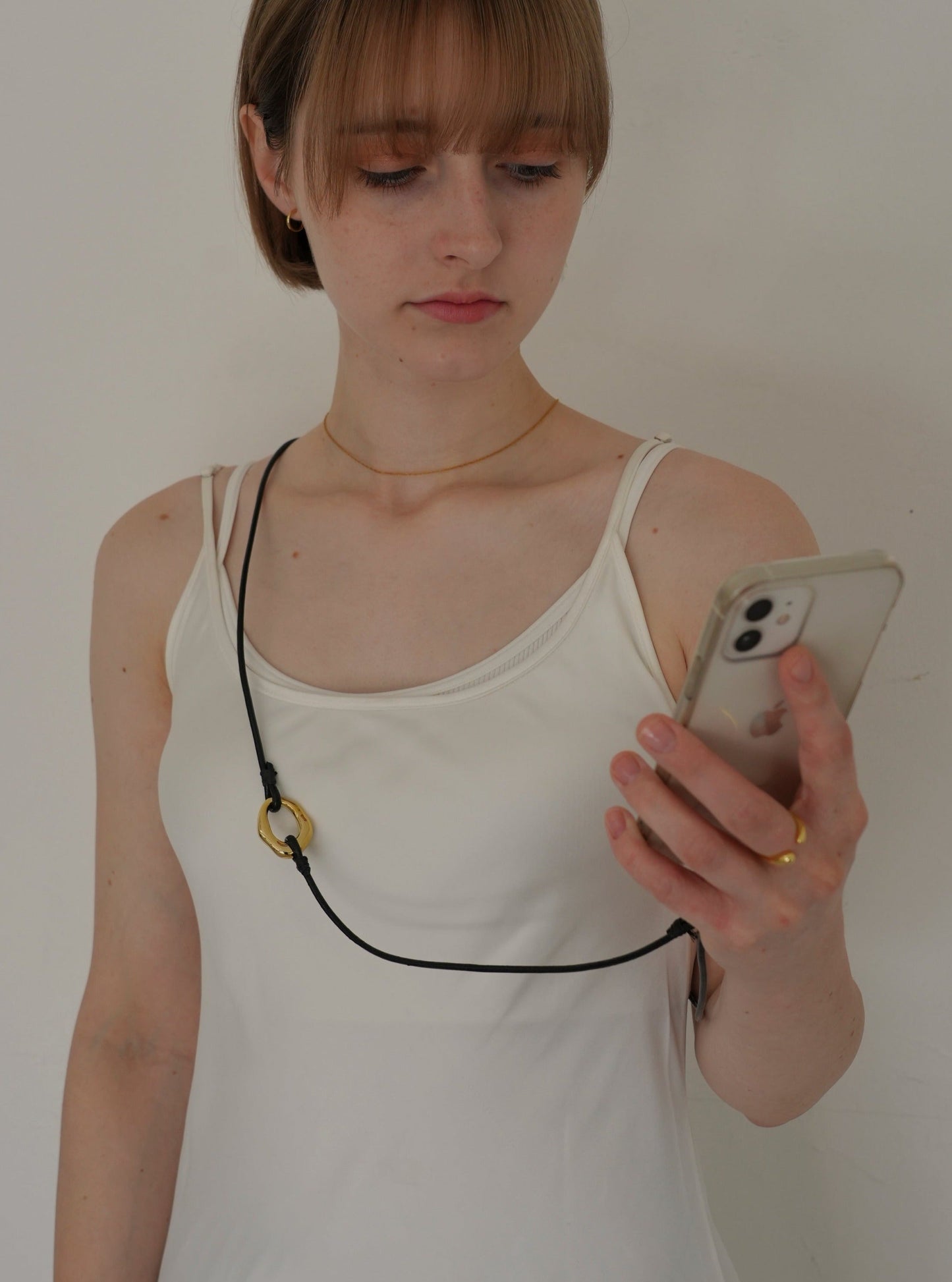 leather smartphone shoulder